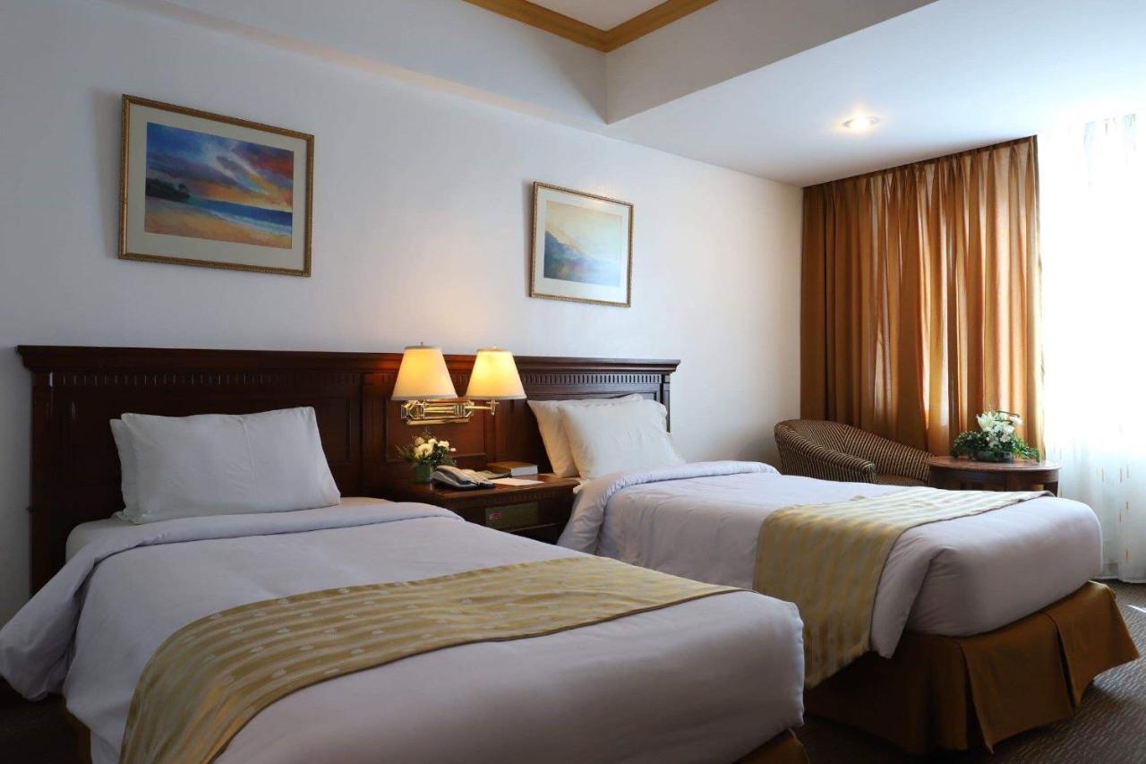 Tiara Oriental Hotel Makati City Luaran gambar